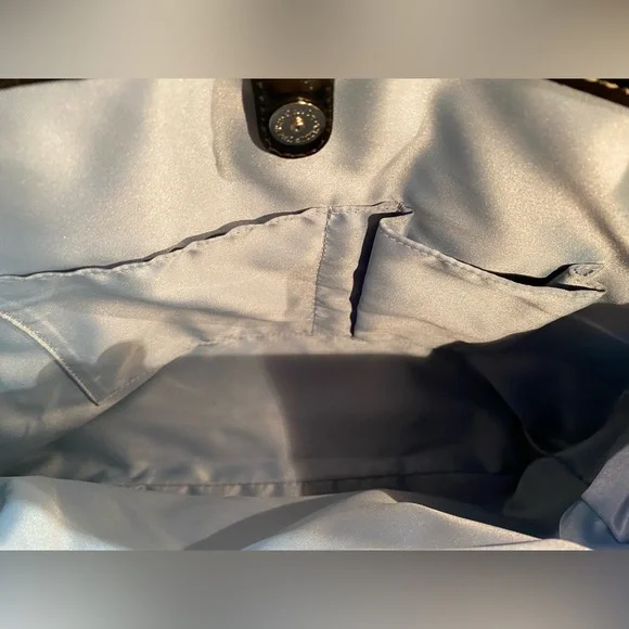 EUC Coach Black kisslock shoulder bag - Picture 5 of 11